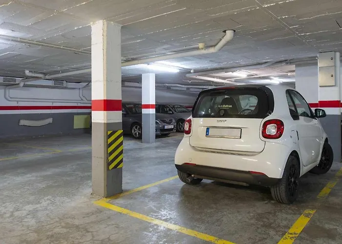 Josep Folch - Centro, Parking Y A/C Tossa
