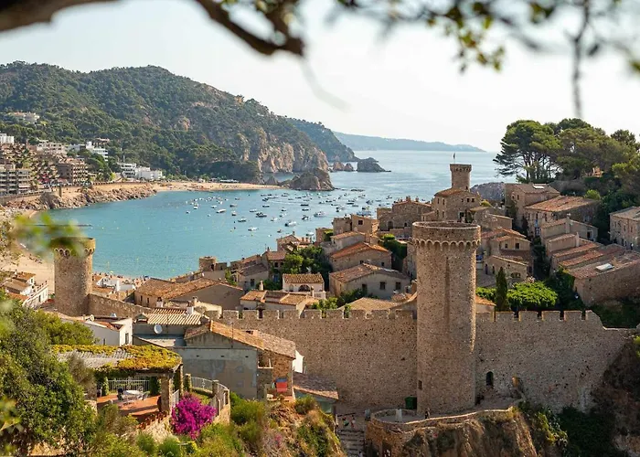 Josep Folch - Centro, Parking Y A/C Tossa *